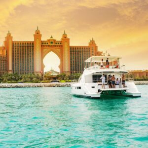 1 Hour Dubai Sky Walker Sharing Yacht Tour